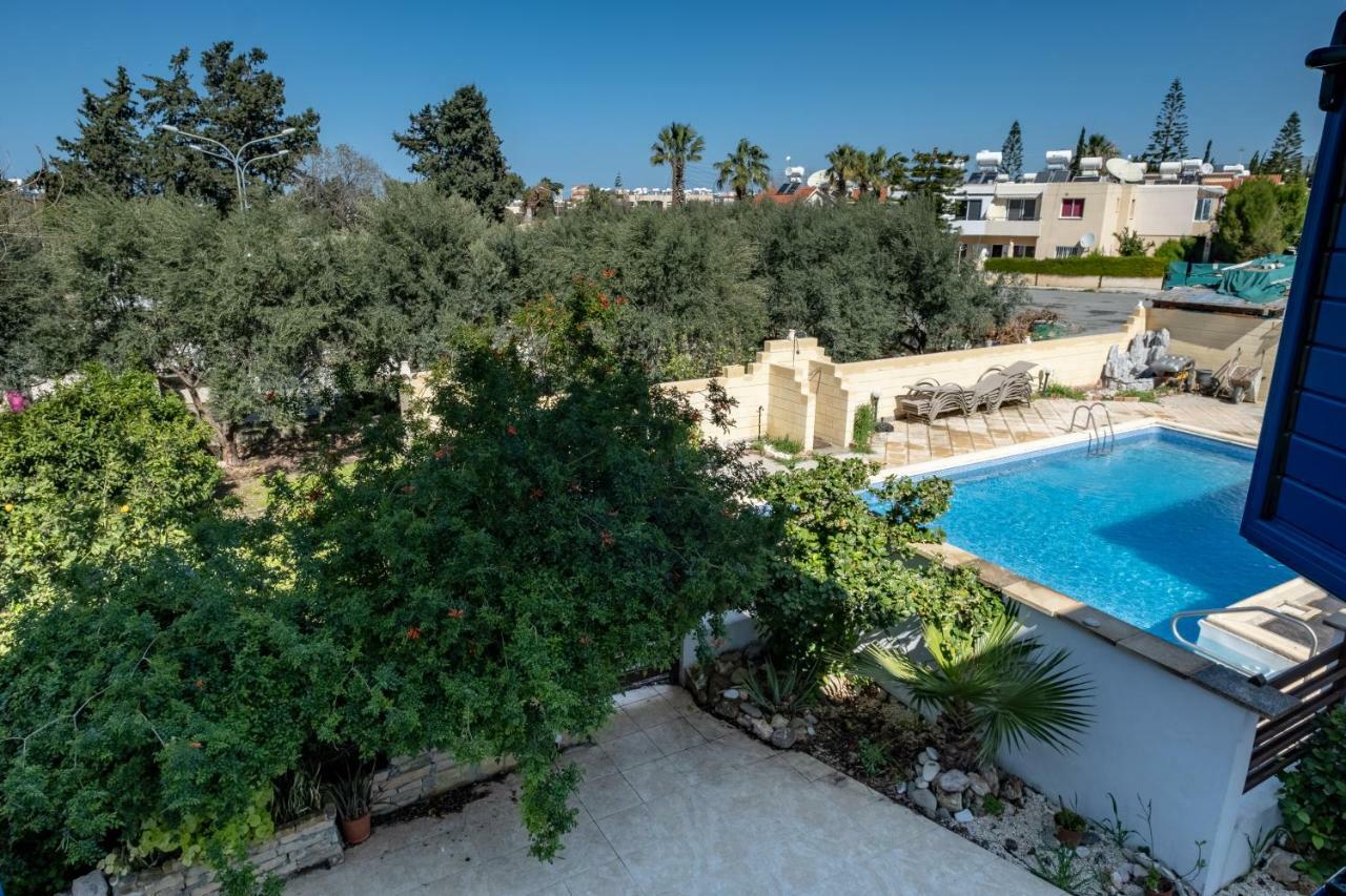 Townhouse By The Sea Pirate Harbor Lägenhet Paphos Exteriör bild